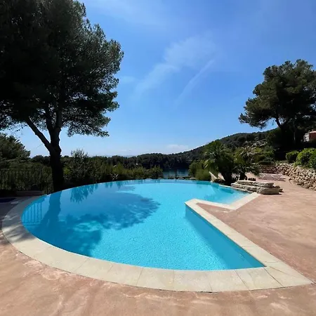 아파트 Avec Magnifique Vue Piscine Lac Et Mer Ref Rdl 113 *
